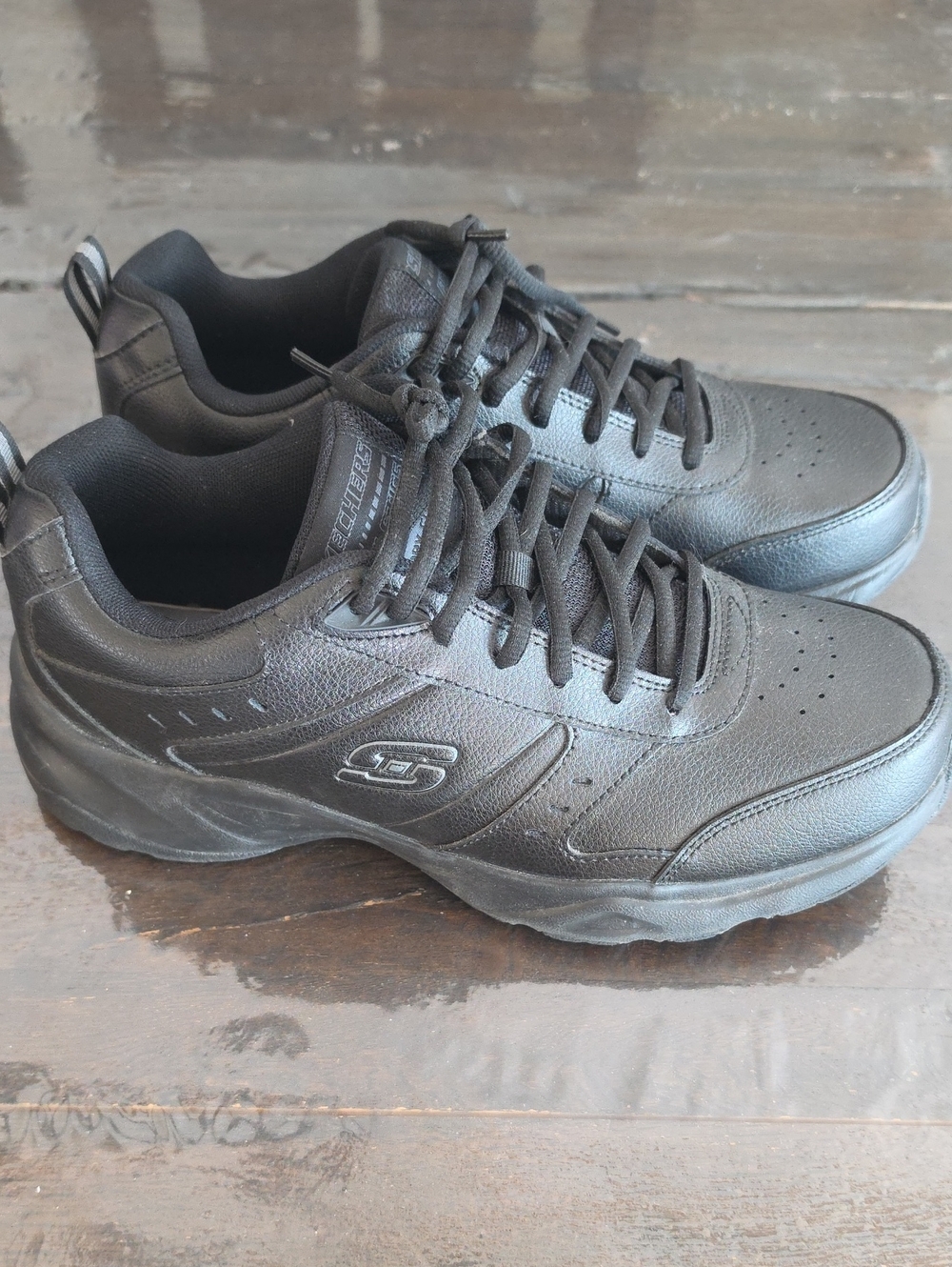 (10) Skechers Men's Black Casual Lace-Up Sneakers Walking Athleisure Athletic